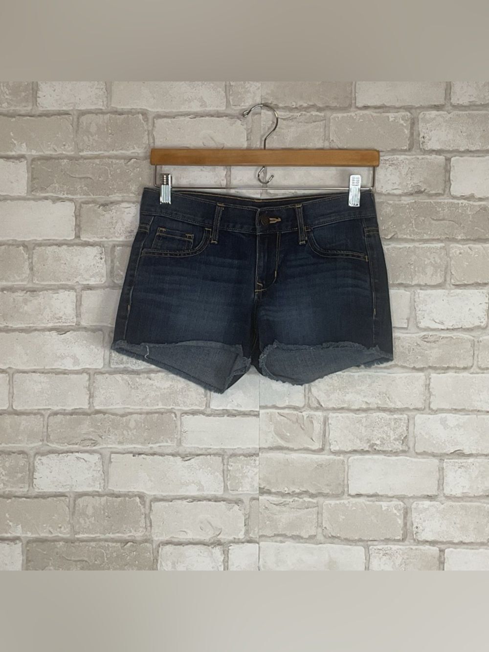 Old Navy The Diva Frayed Hem Denim Cutoff Shorts Size 0